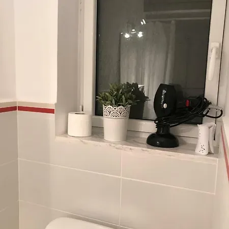 Apartment Thes-lovely Studio